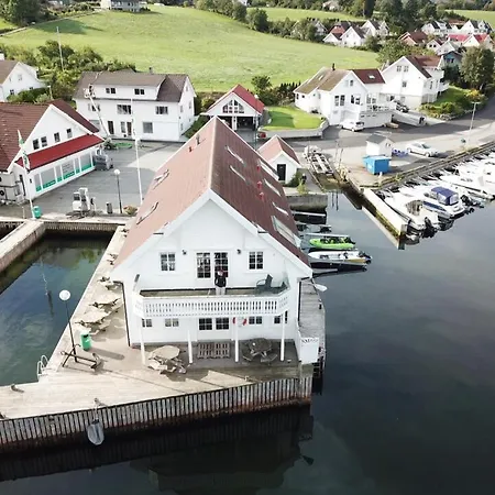 Lysefjorden Og Prekestolen Unik Og Koselig I Stallbygning דירה סנדנס